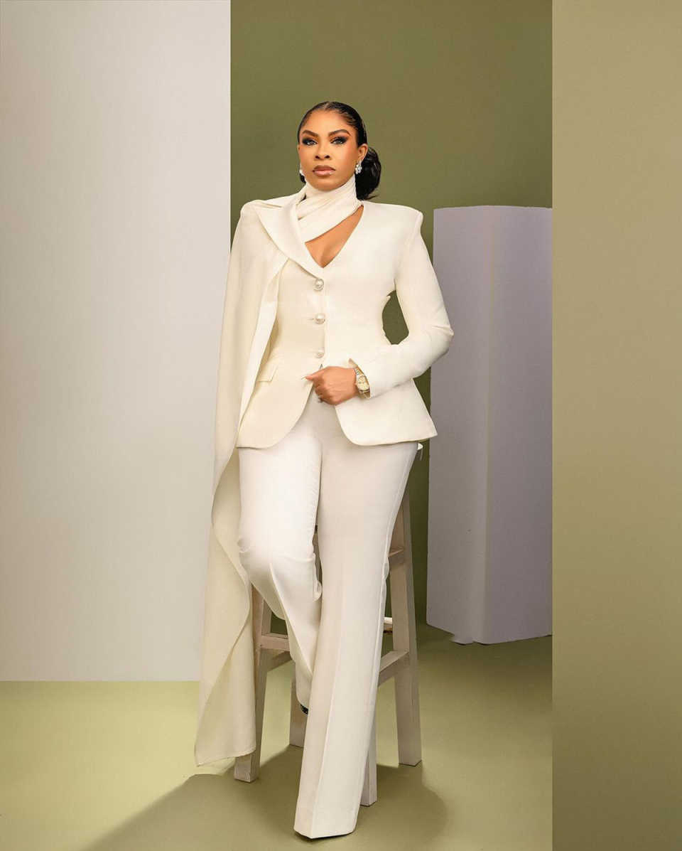 Designer Women Pants Suits Cus - Women'S Red Formal Wear 评论和价格